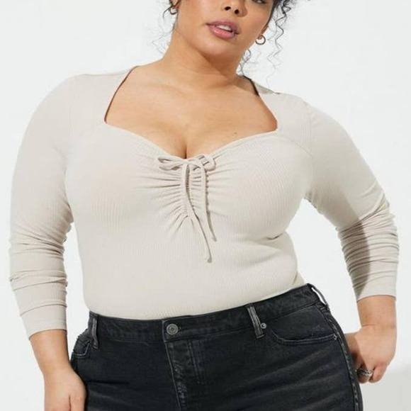 torrid Tops - NWT Torrid Rib Sweetheart Tie Front Keyhole Top Shirt Size: 2X (18/20)